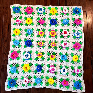 Beautiful Vintage‎ Handmade Granny Square Blanket Quilt 3D Flowers Retro 70s